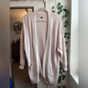 Universal Thread cream long sleeve cardigan